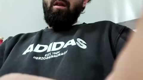 Snapshot of hotitalianboy218174 chatting on 11.18.25 Italiaboy online show from 11.18.25