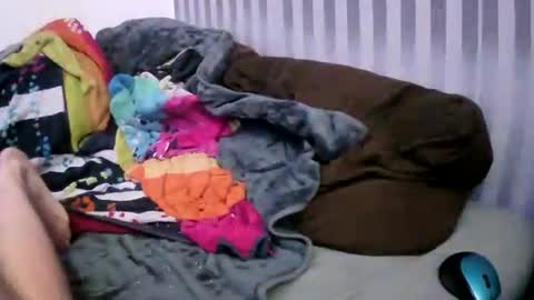 hotjakelu online show from 03.03.25