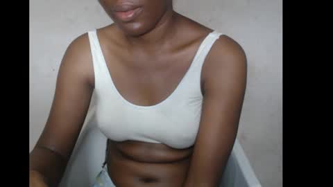 hotjessie0 online show from 10.31.25