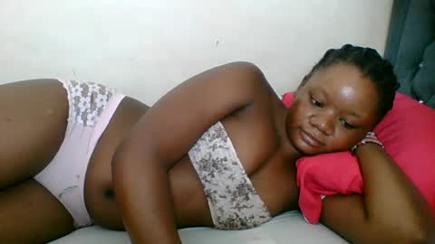 Snapshot of hotjeylee chatting on 06.22.26 LOYCE online show from 06.22.26