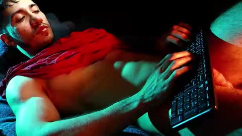 Hotlatinking online show from 03.21.26