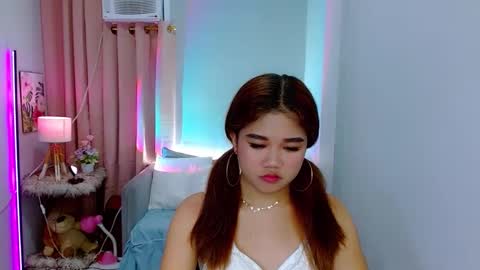 Layla online show from 12.07.24