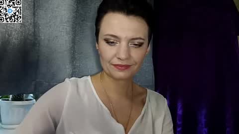 Snapshot of hotmamaqueen234 chatting on 05.11.26 hotmamaqueen234 online show from 05.11.26