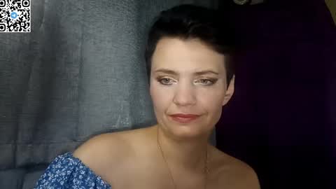 Snapshot of hotmamaqueen234 chatting on 05.21.26 hotmamaqueen234 online show from 05.21.26