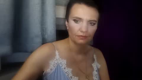 Snapshot of hotmamaqueen234 chatting on 08.05.26 hotmamaqueen234 online show from 08.05.26