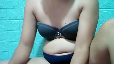 Snapshot of hotmoana chatting on 06.19.26 hotmoana online show from 06.19.26