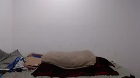 Snapshot of hotmodel1984 chatting on 04.30.26 hotmodel1984 online show from 04.30.26