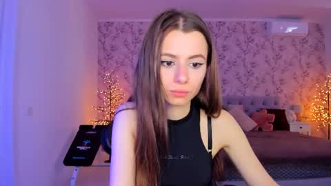 Snapshot of hotmolly_ chatting on 06.11.26 hotmolly_ online show from 06.11.26