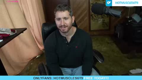 Snapshot of hotmuscles6t9 chatting on 06.23.26 hotmuscles6t9 online show from 06.23.26