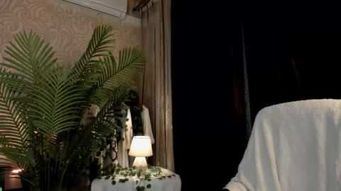 Snapshot of hotmuse1 chatting on 11.03.25 hotmuse1 online show from 11.03.25