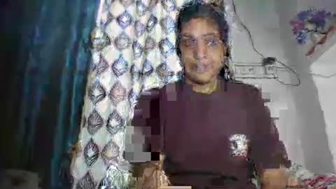 Snapshot of hotnsweetindian chatting on 03.23.26 lola online show from 03.23.26