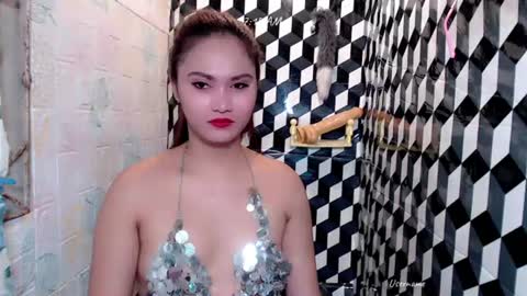 Snapshot of hotscarletcumxx chatting on 07.12.26 veronica online show from 07.12.26
