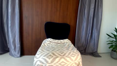 Mola online show from 04.02.26