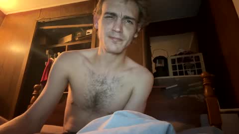 Snapshot of hotsexyricky24 chatting on 01.05.25 HotSexyRicky24 online show from 01.05.25