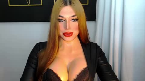 STELLA online show from 12.06.24