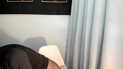 STELLA online show from 10.16.25