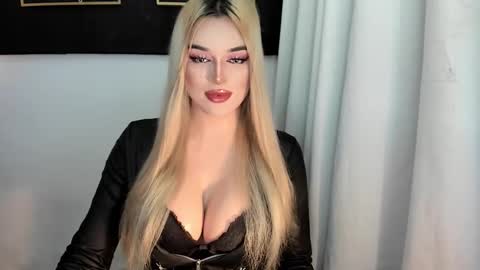 STELLA online show from 12.02.25