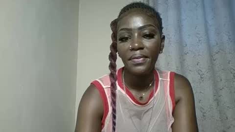 Snapshot of hott_amalia chatting on 11.12.25 Amalia online show from 11.12.25