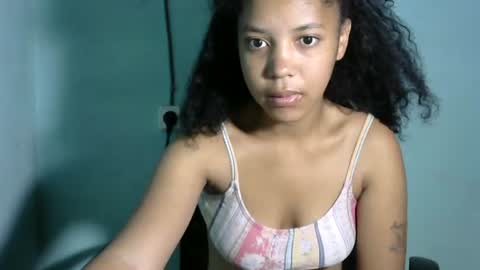 Snapshot of hott_beauty chatting on 06.16.26 MULAN online show from 06.16.26