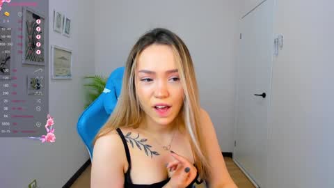 hello Im Eva online show from 12.20.24