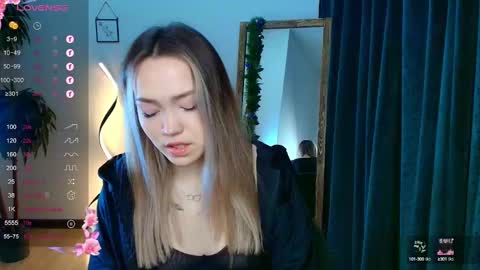 hello Im Eva online show from 12.22.24