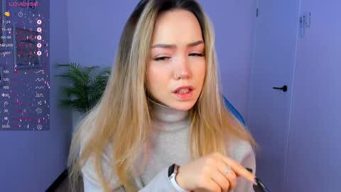 hello Im Eva online show from 01.07.25