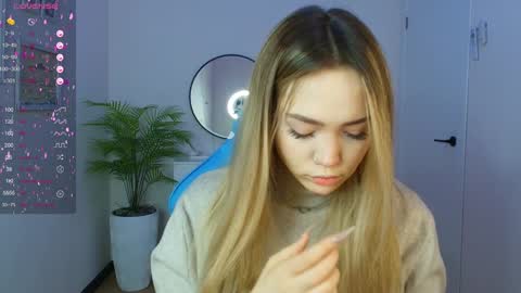 hello Im Eva online show from 01.30.25