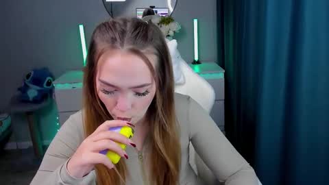 hello Im Eva online show from 09.20.25