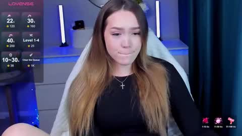 hello Im Eva online show from 10.19.25