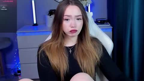 hello Im Eva online show from 11.04.25