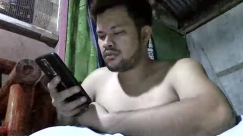 HottestPinoy32 online show from 01.18.25