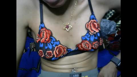 Snapshot of hottie_baddie14 chatting on 12.04.25 hottie baddie14 online show from 12.04.25