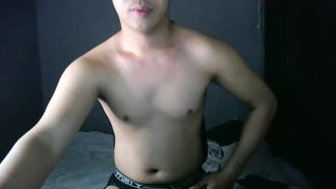 hottie_kyle69 online show from 03.17.26