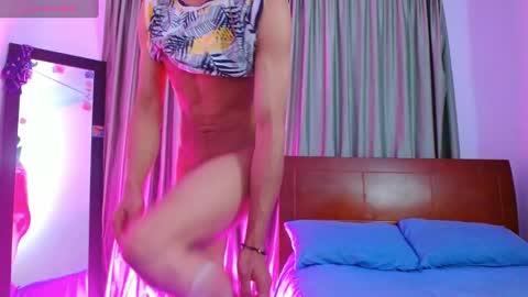 Snapshot of hottieboycrazy chatting on 02.11.25 stiven online show from 02.11.25