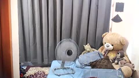 Snapshot of hottiechloe05 chatting on 04.11.26 HottieChloe online show from 04.11.26