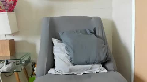 Snapshot of hottiepinay21 chatting on 03.07.25 Jane online show from 03.07.25