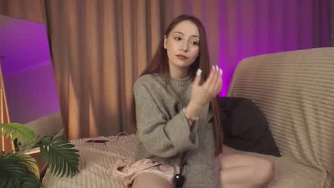 hottpeachh online show from 10.08.25