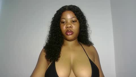 hotty_lora889 online show from 02.28.26