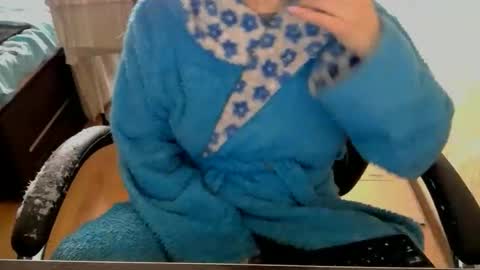 Snapshot of hotty_mary chatting on 04.19.26 Mary online show from 04.19.26