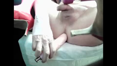 Snapshot of hotwetass2015 chatting on 02.27.25 SissyNaaughtyClitty online show from 02.27.25