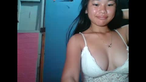 hotwild4u04 online show from 12.28.24