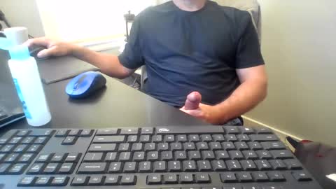 Snapshot of hoverday chatting on 07.22.26 hoverday online show from 07.22.26