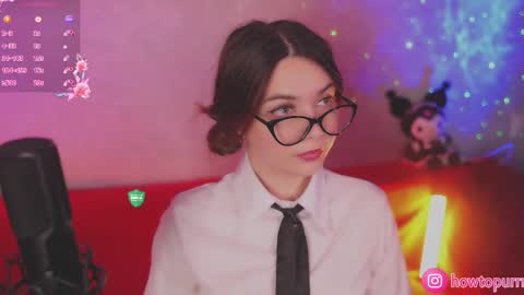 Mia online show from 10.10.25