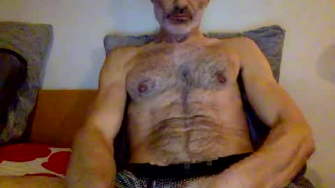 hry4youchat online show from 12.15.24