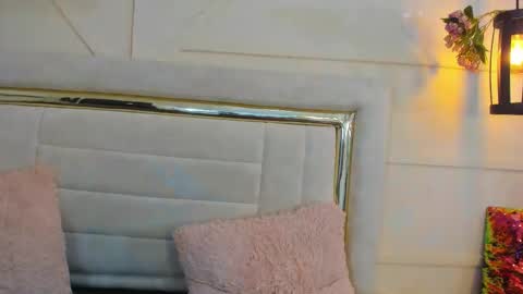 Snapshot of huddah_cam chatting on 02.27.25 huddah online show from 02.27.25