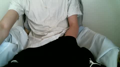 Keanu online show from 11.04.25