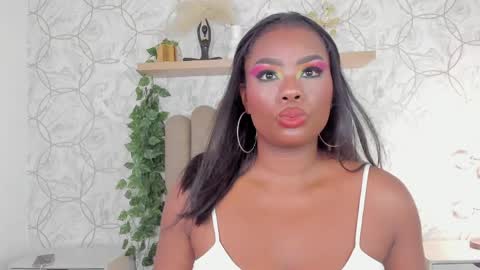 Snapshot of huge_boobs_ebony chatting on 06.07.26 huge boobs ebony online show from 06.07.26