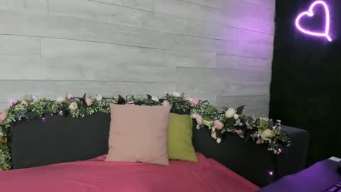 Erin online show from 12.17.24