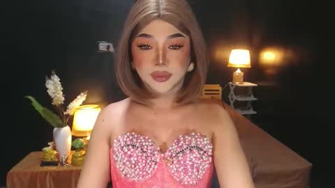 Christine online show from 04.16.26