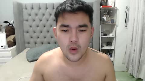 AJ online show from 12.15.25